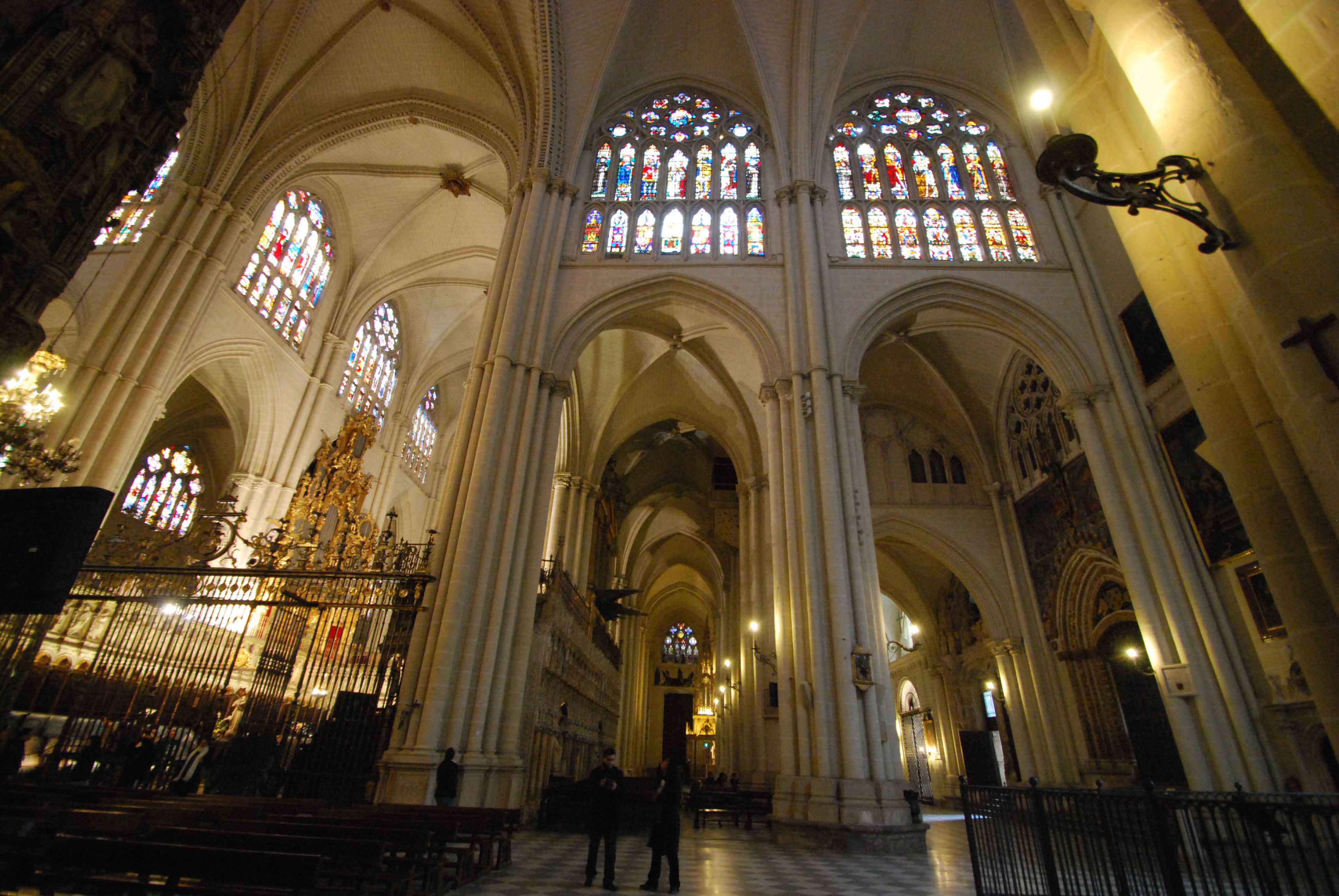 De la Basílica a la Catedral Gótica. - Chartres: Arte, espiritualidad y esoterismo. (10)