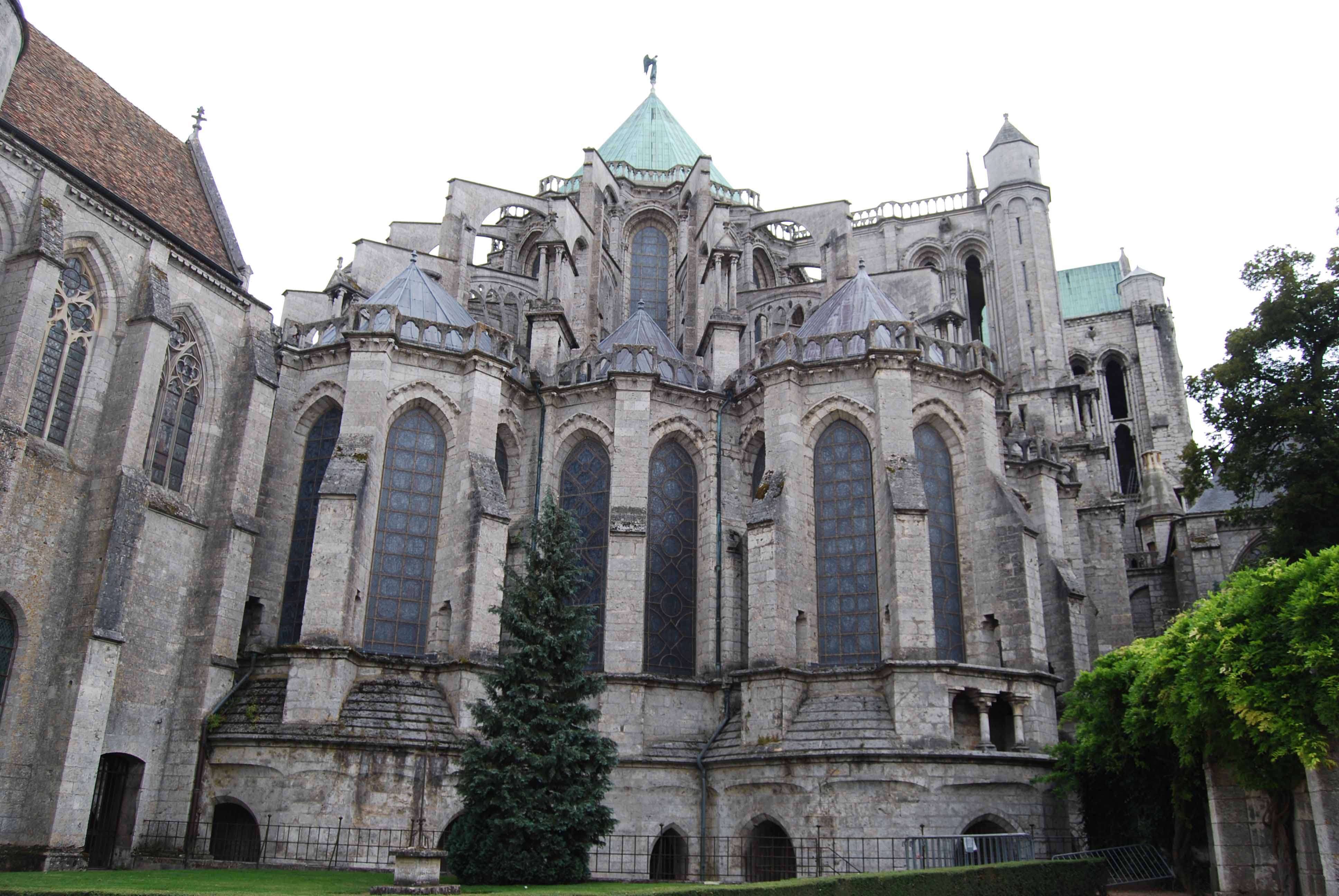 Chartres: Arte, espiritualidad y esoterismo. - Blogs de Francia - Arquitectura de la catedral de Chartres (10)